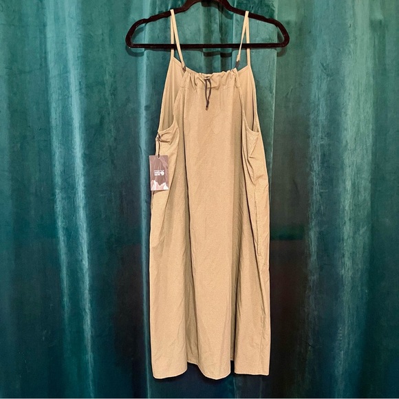 NWT Mountain Hardwear Echo Lake Strappy Dress size L, Green - Picture 3 of 6